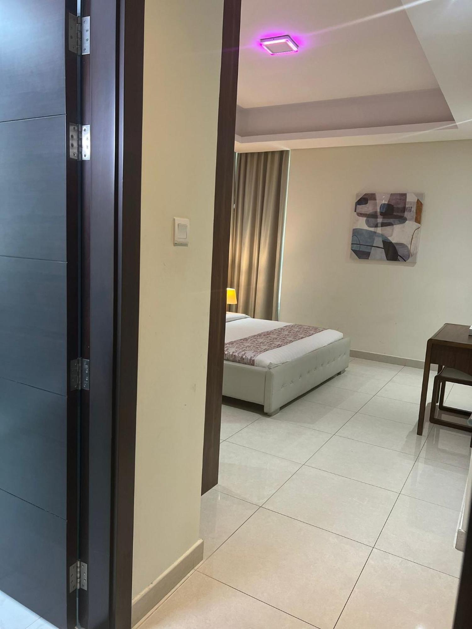 Sirius Tower Manama Exterior foto